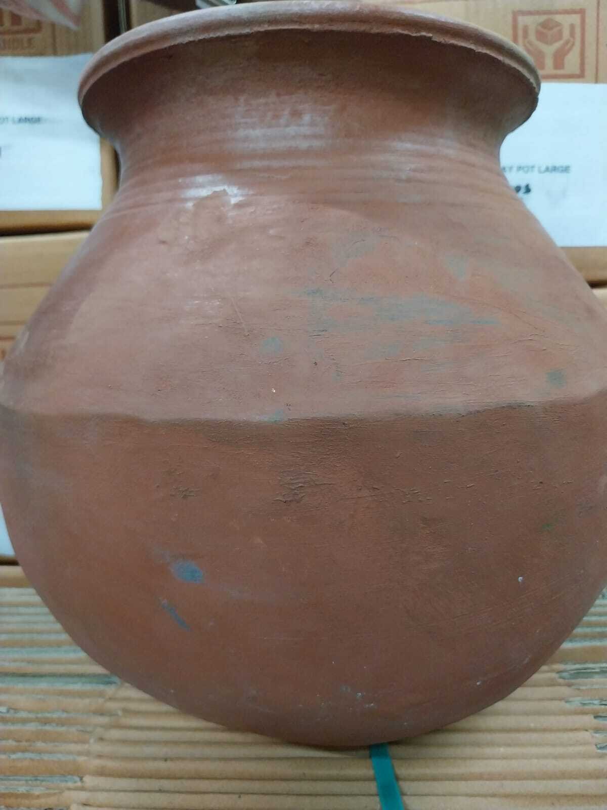 CLAY WATER POT